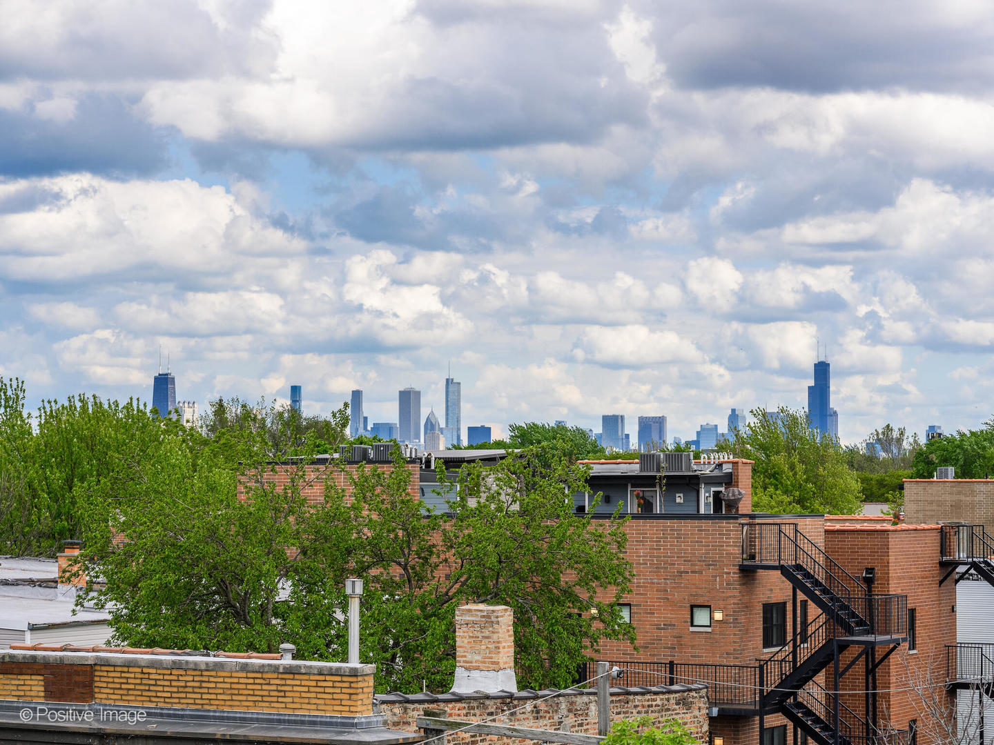 3903 N Seeley Avenue Unit: 3