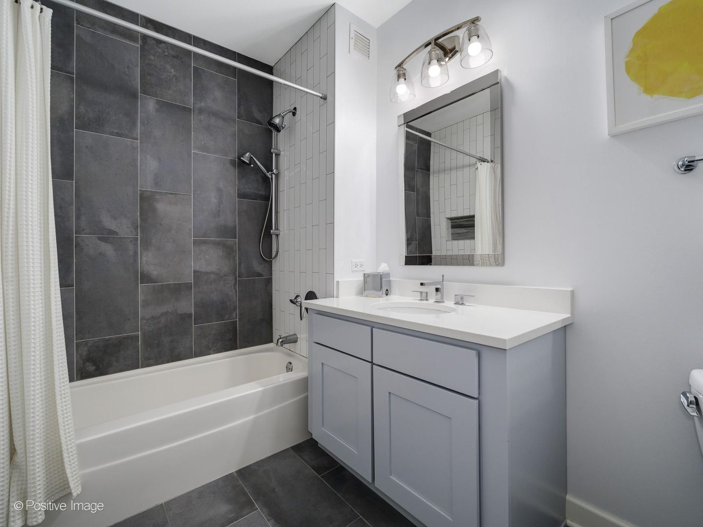 225 N Columbus Drive Unit: 6705