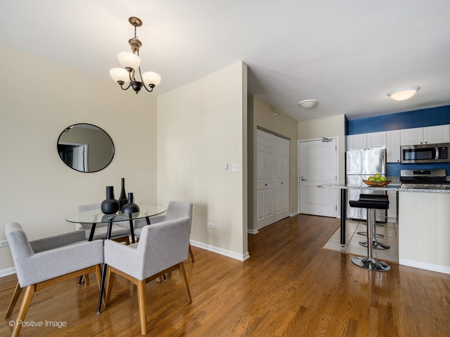 21 W Chestnut Street Unit: 901
