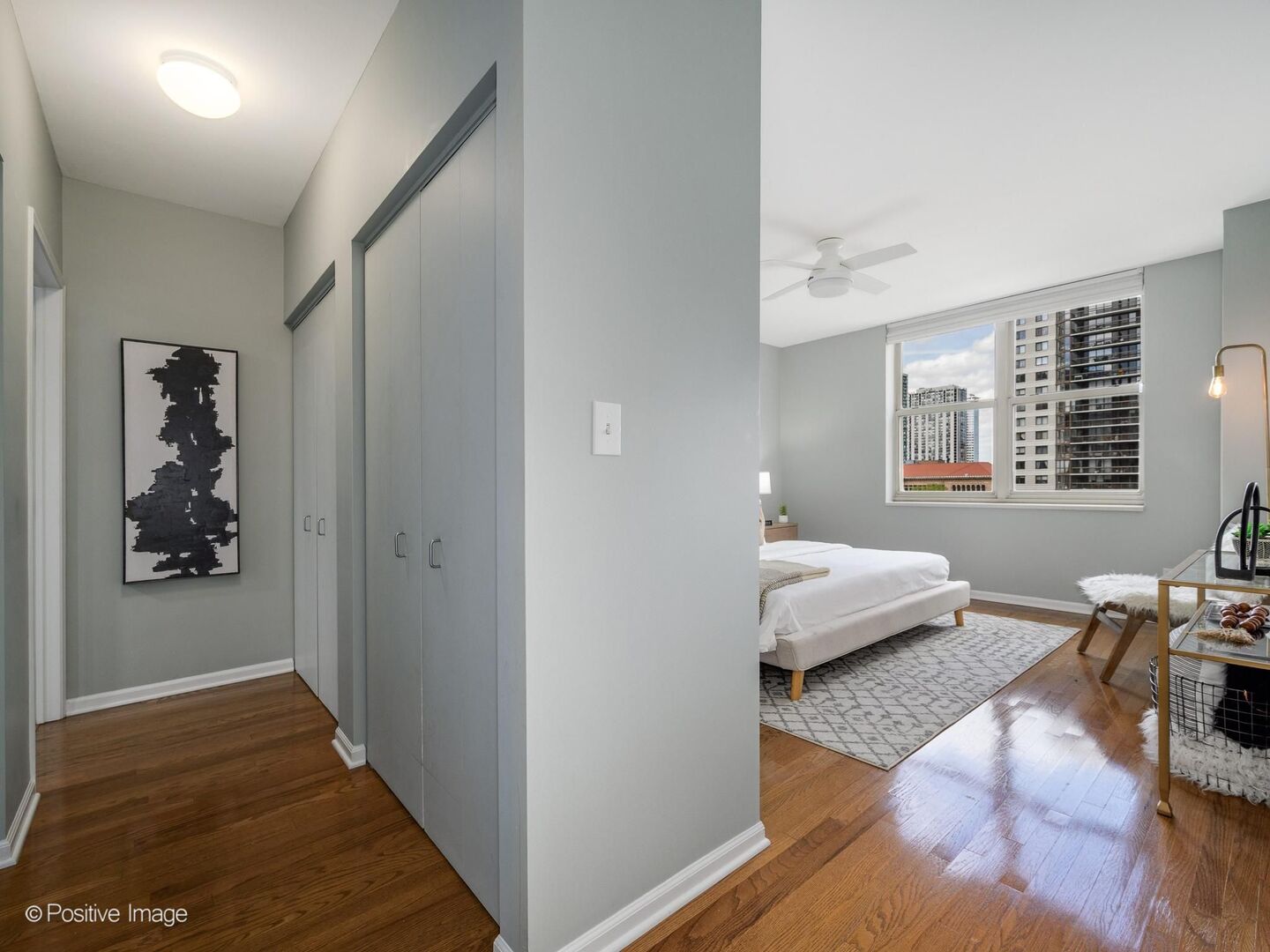 21 W Chestnut Street Unit: 901