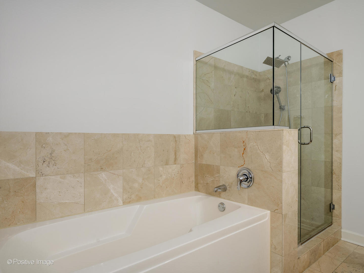 225 N Columbus Drive Unit: 6301