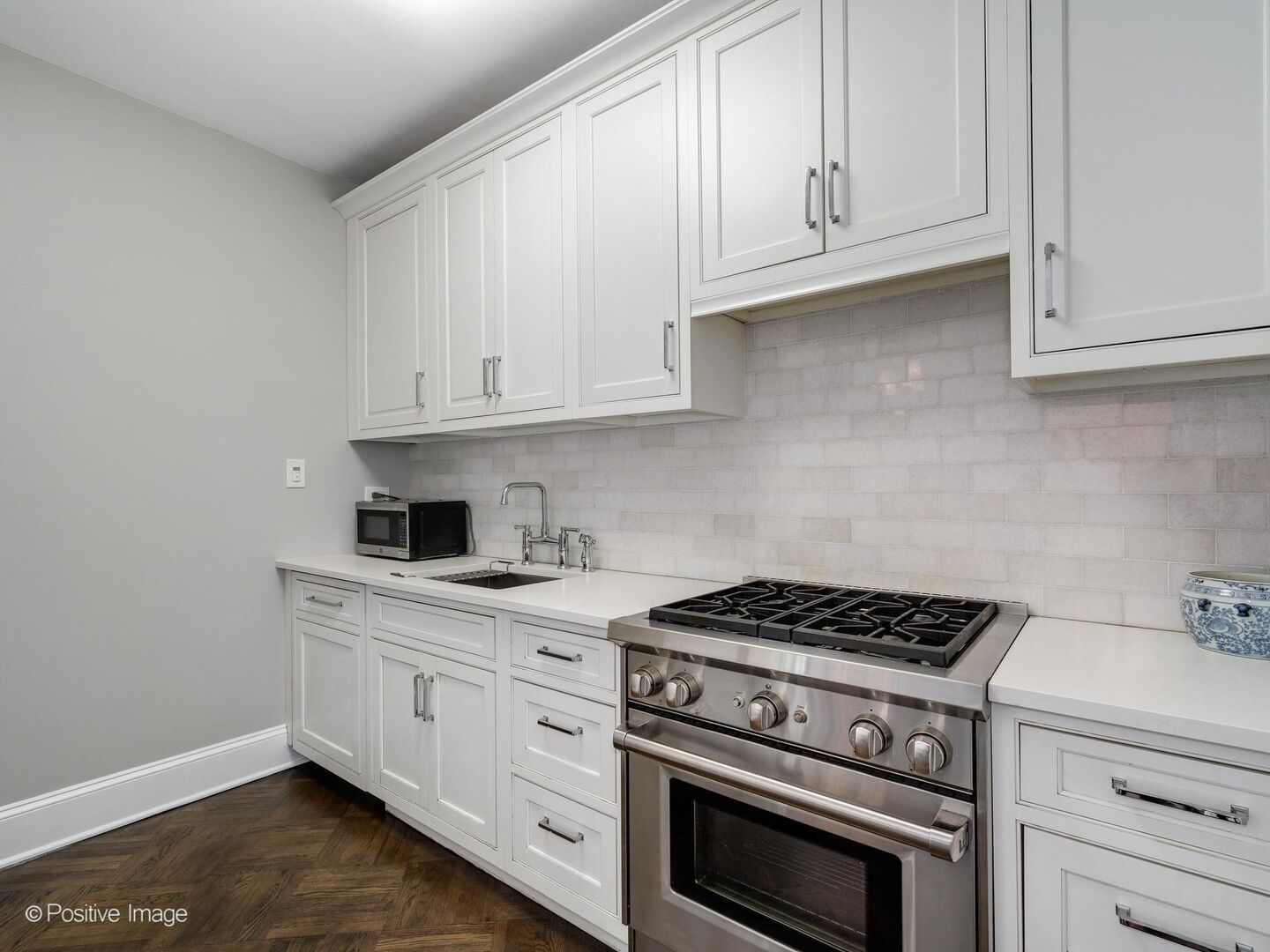 2000 N Lincoln Park W Street Unit: 908