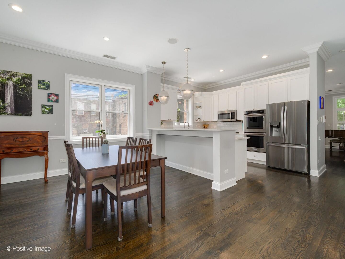 1615 N Claremont Avenue Unit: 1S
