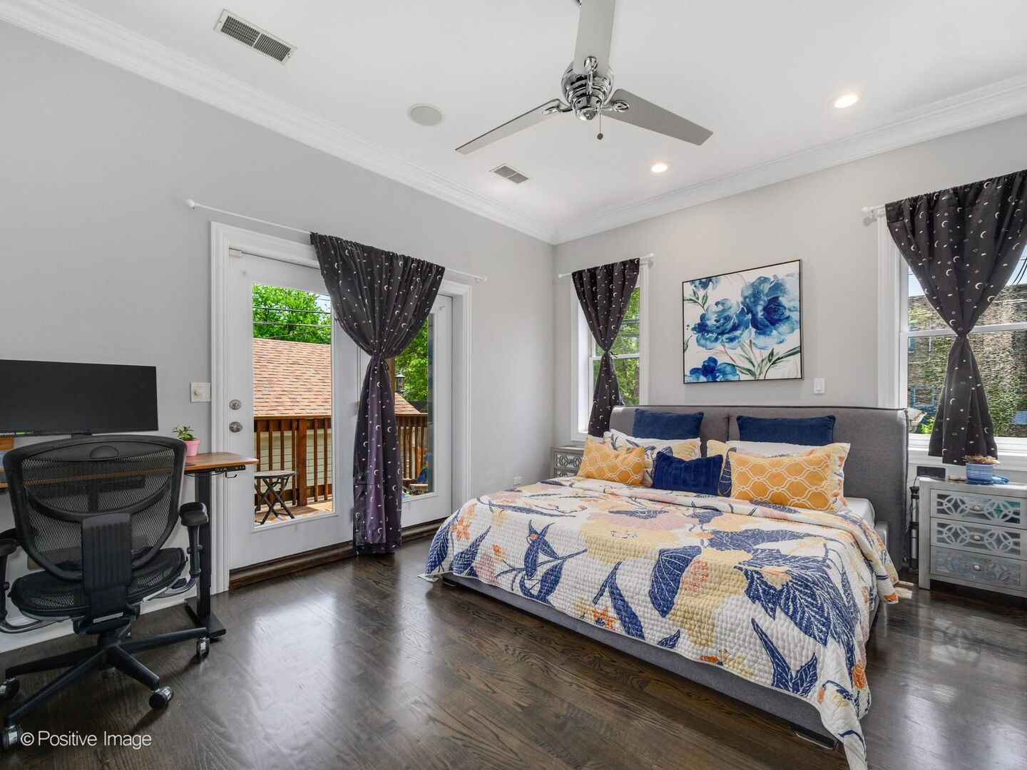 1615 N Claremont Avenue Unit: 1S