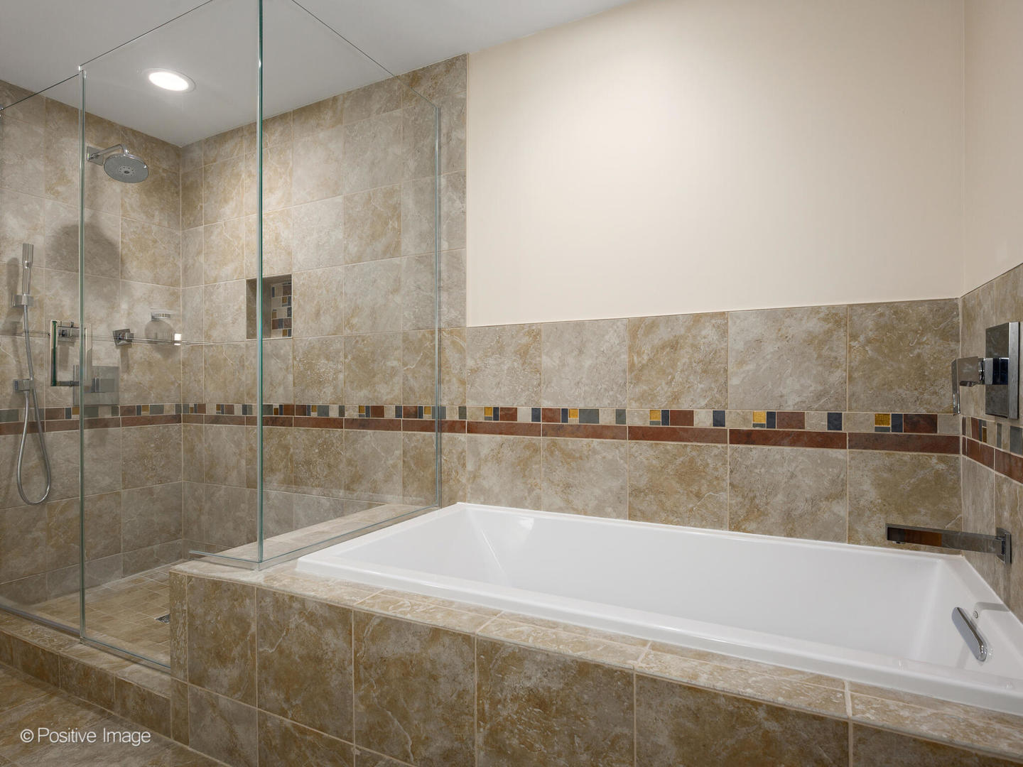 910 S Michigan Avenue Unit: 1811