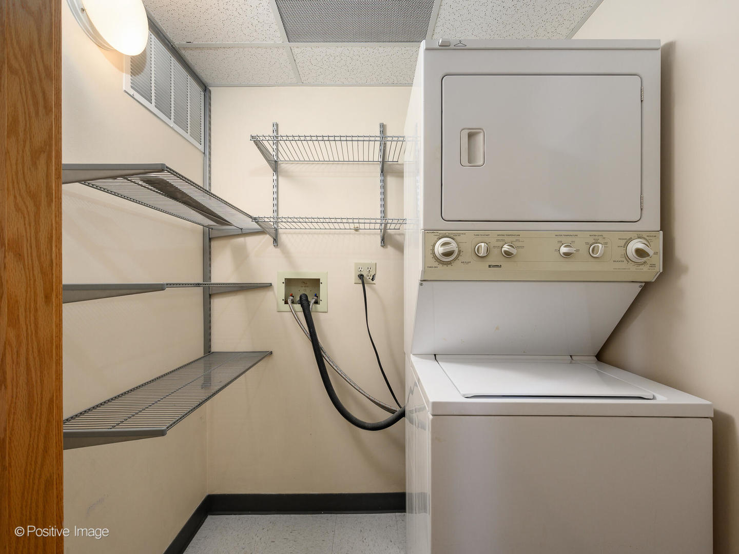 910 S Michigan Avenue Unit: 1811