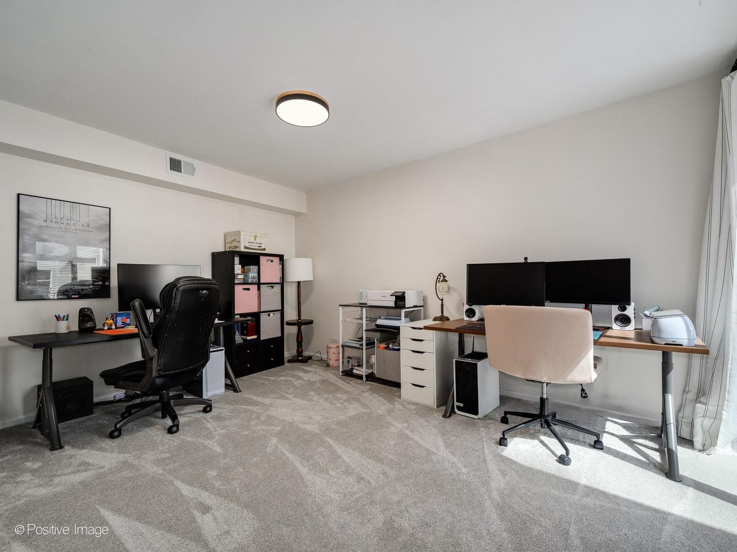 492 W Belmont Avenue
