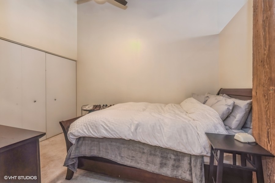 525 W SUPERIOR Street Unit: 333