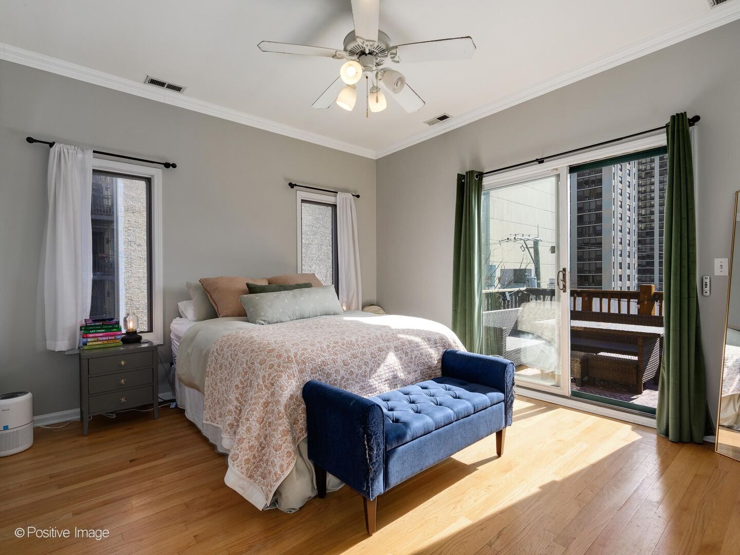 825 W Eastwood Avenue Unit: 3E