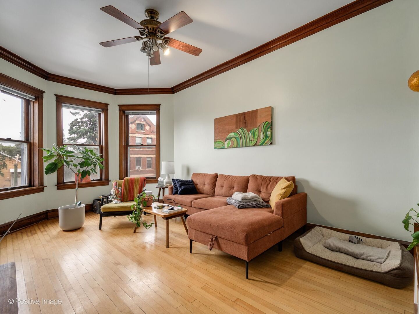 925 W 31st Place