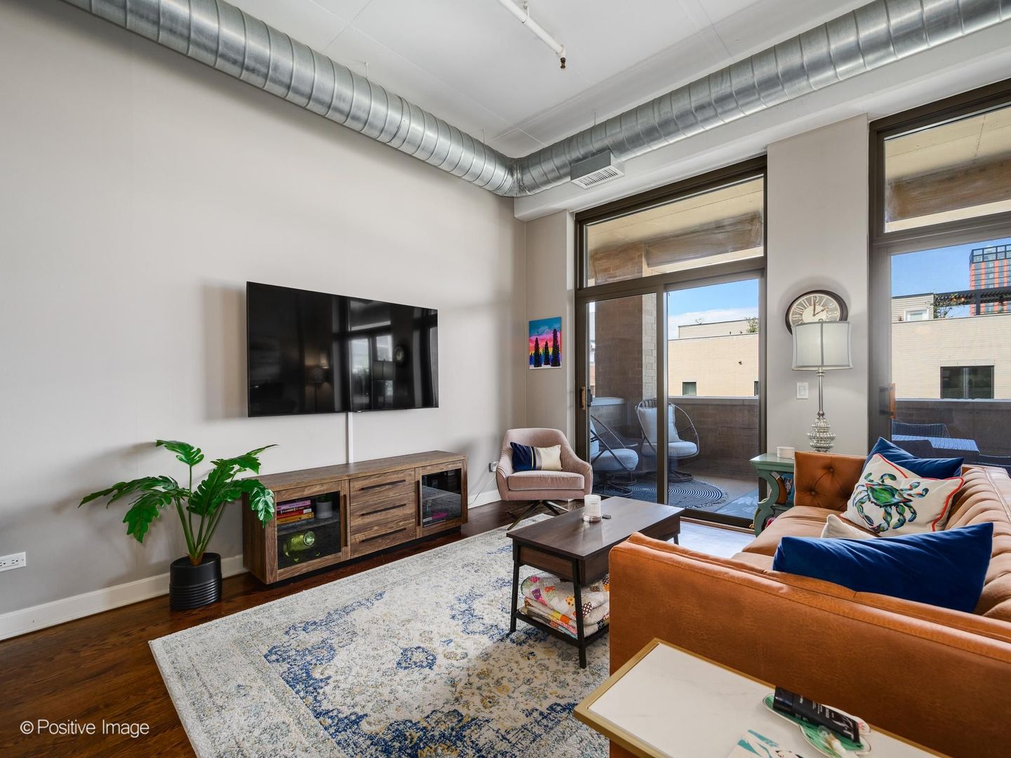 1301 W Madison Street Unit: 407