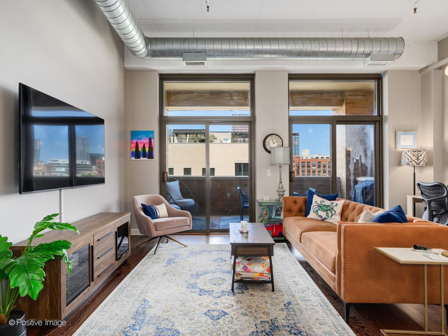 1301 W Madison Street Unit: 407