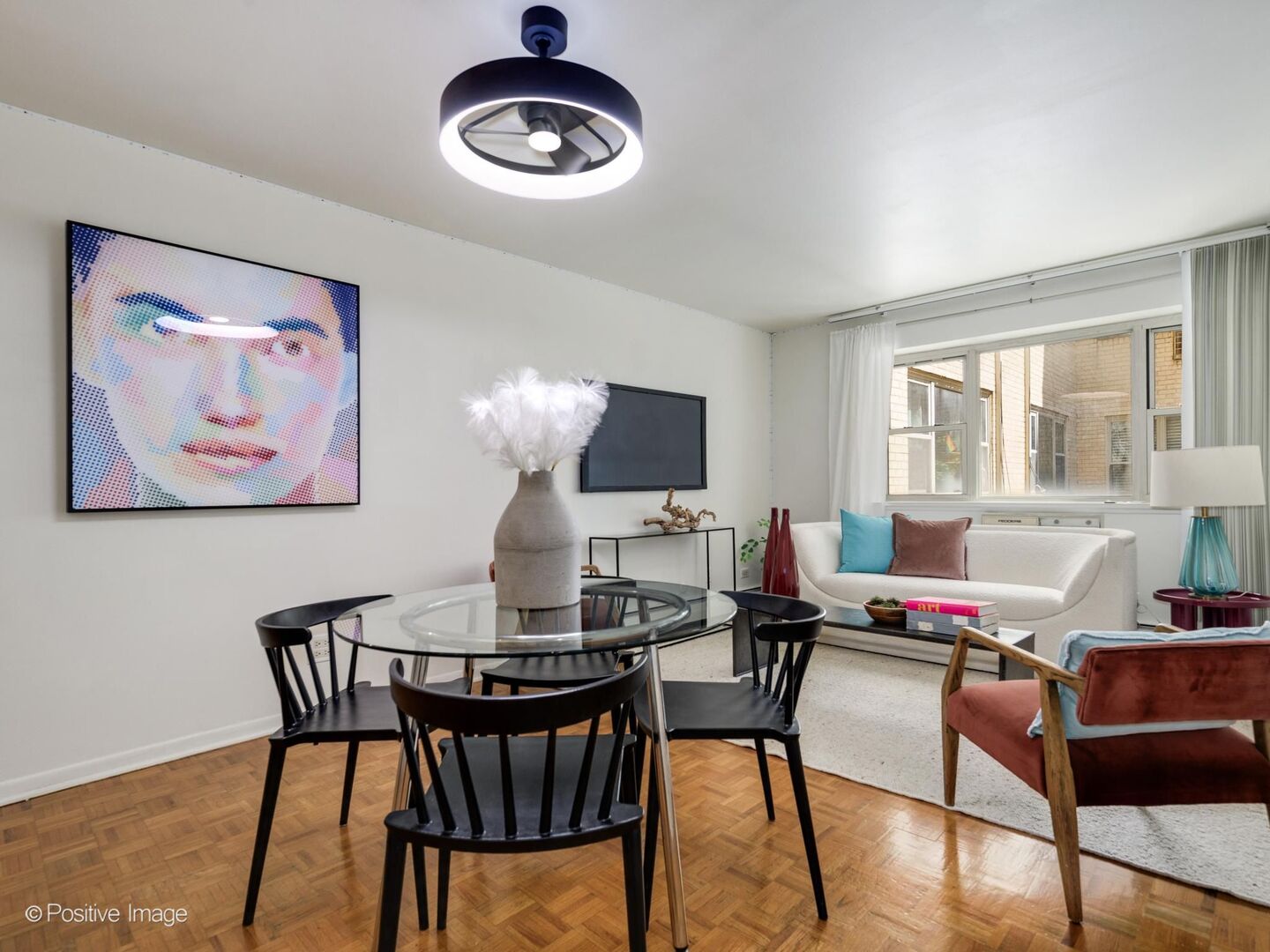 420 W Aldine Avenue Unit: 225