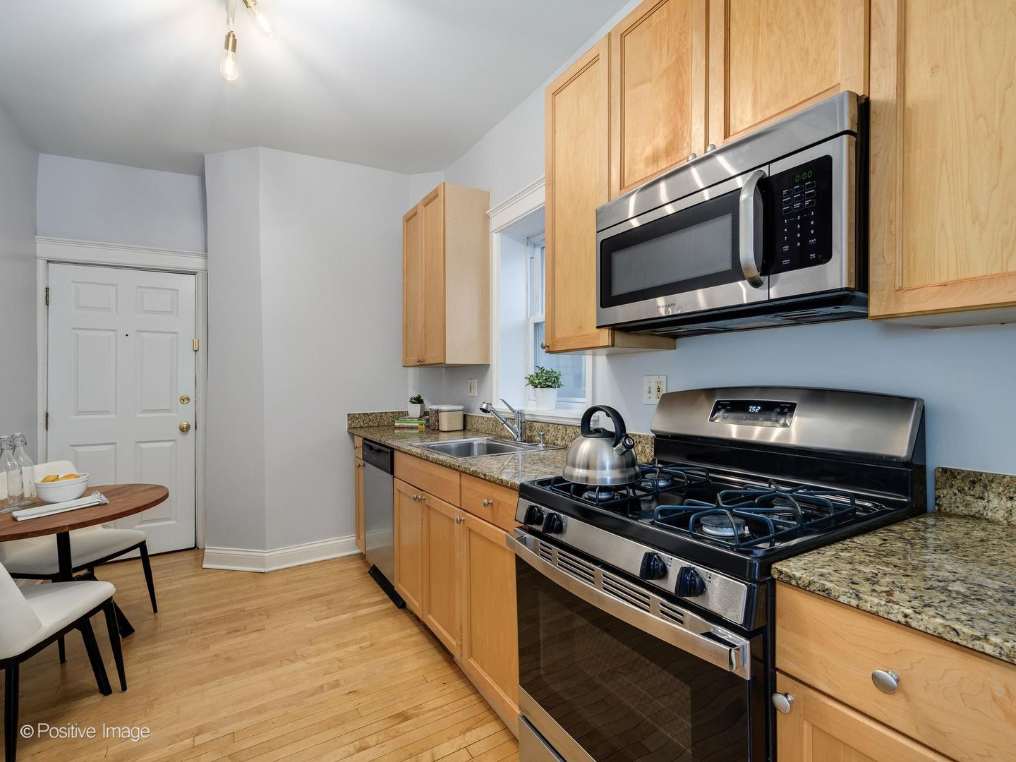 3803 N Ravenswood Avenue Unit: 1