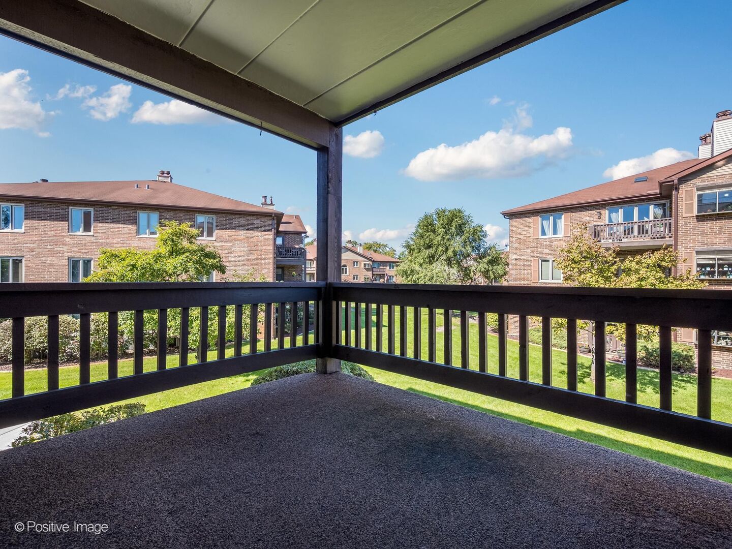 17242 Ridgeland Avenue Unit: 2N