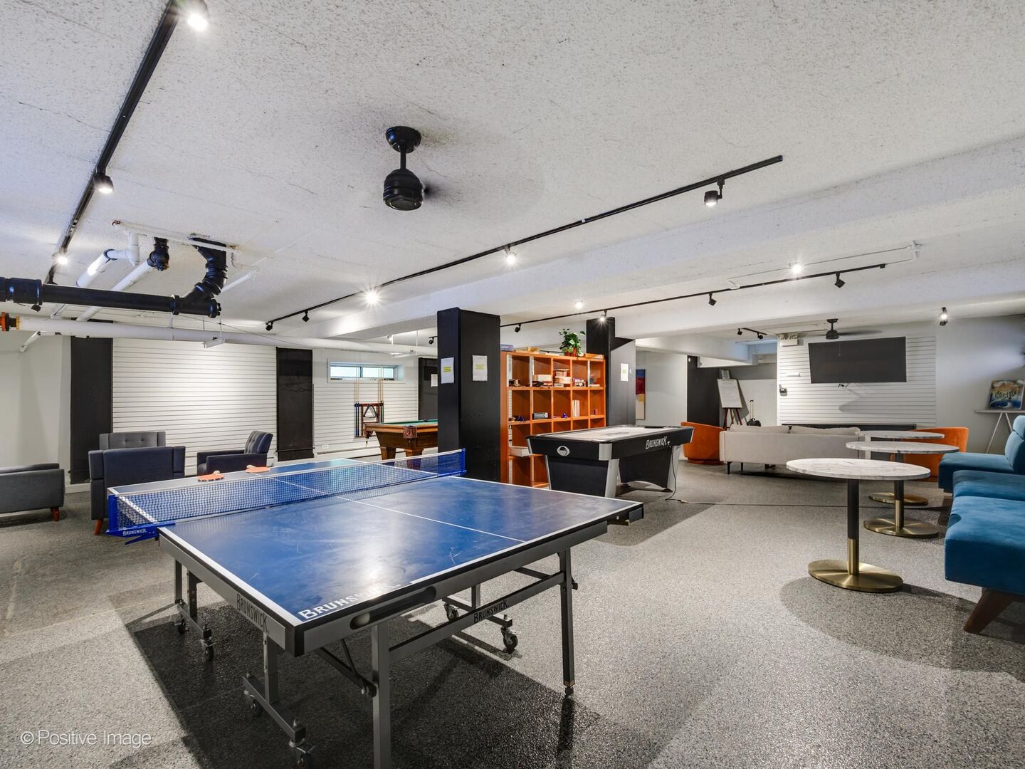 4970 N Marine Drive Unit: 227