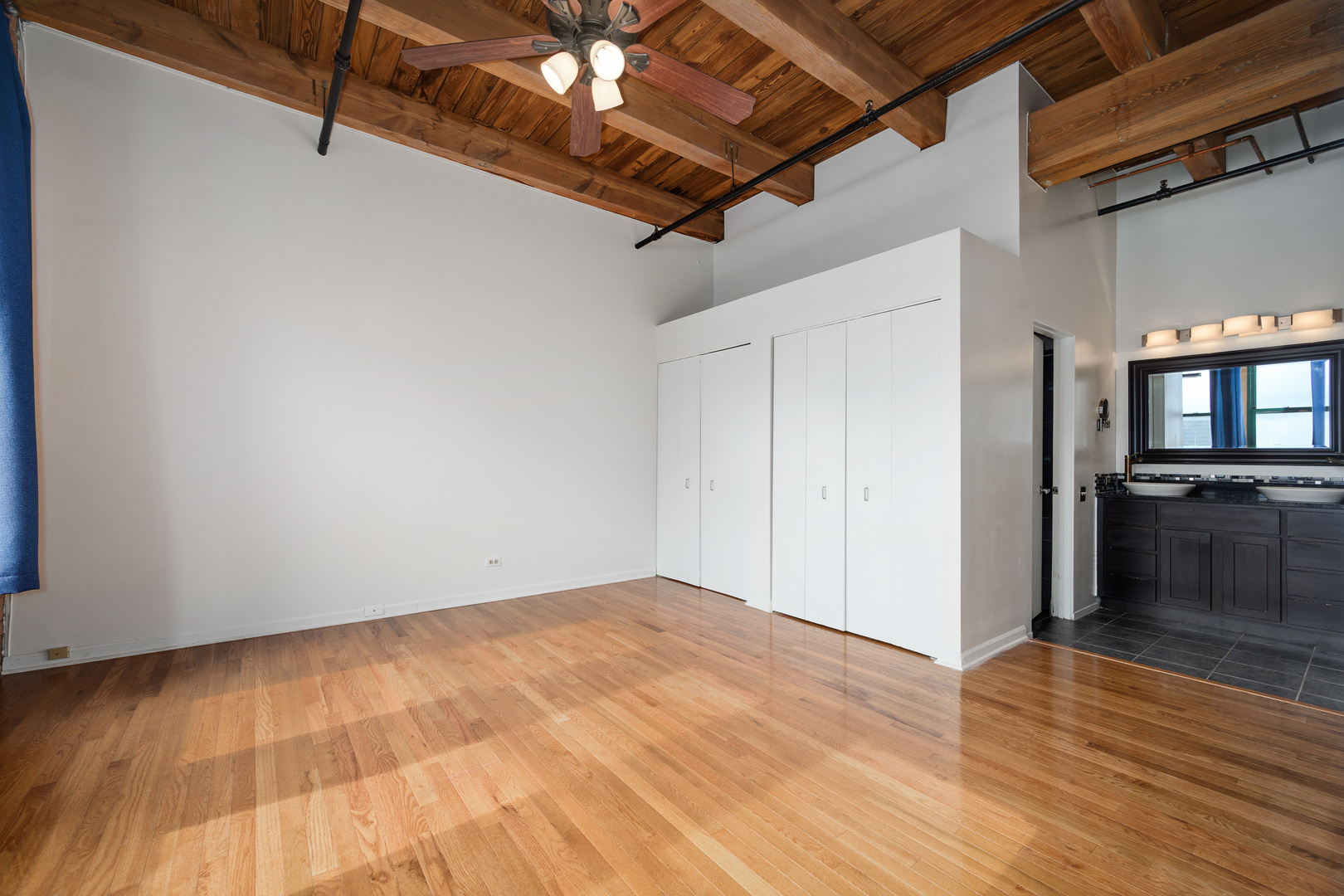 331 S PEORIA Street Unit: 405