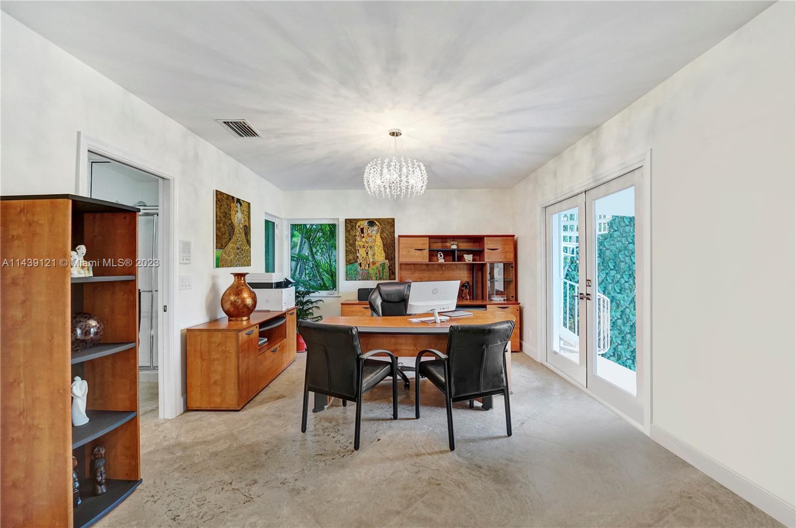 1247 Seminole Dr Unit: 1247