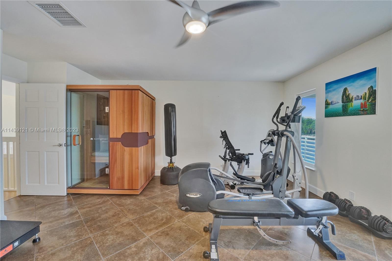 1247 Seminole Dr Unit: 1247