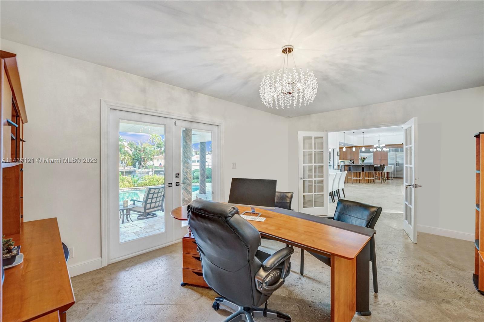 1247 Seminole Dr Unit: 1247