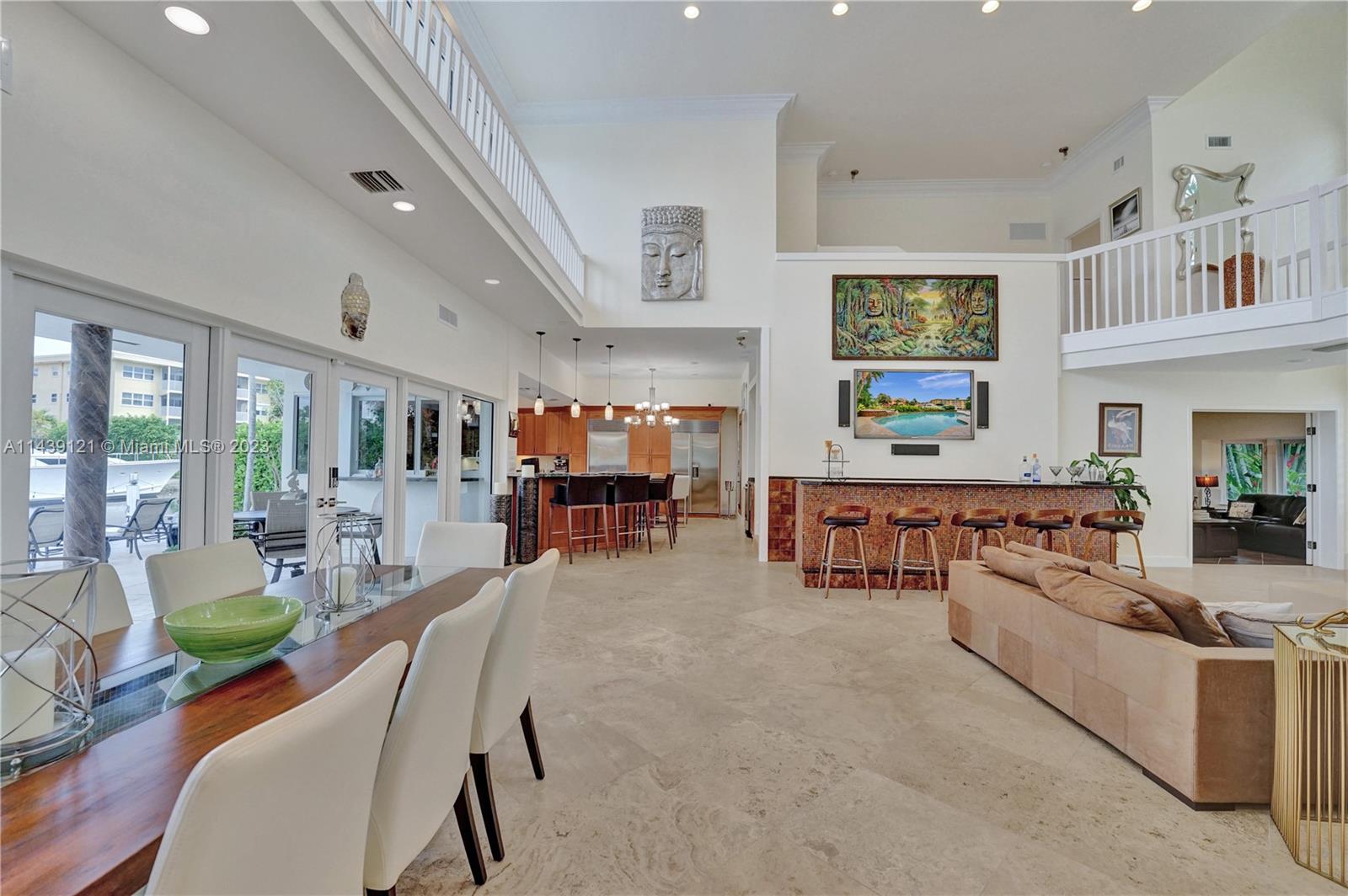 1247 Seminole Dr Unit: 1247