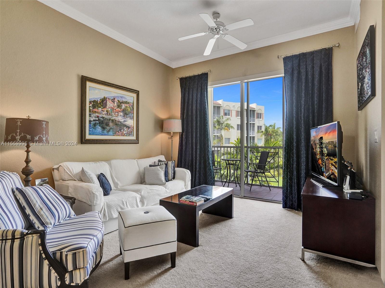 3500 Oaks Clubhouse Dr # 303