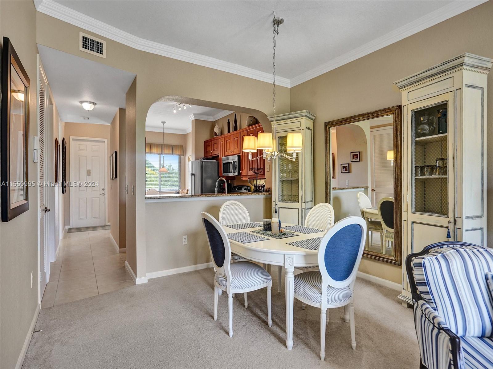 3500 Oaks Clubhouse Dr # 303