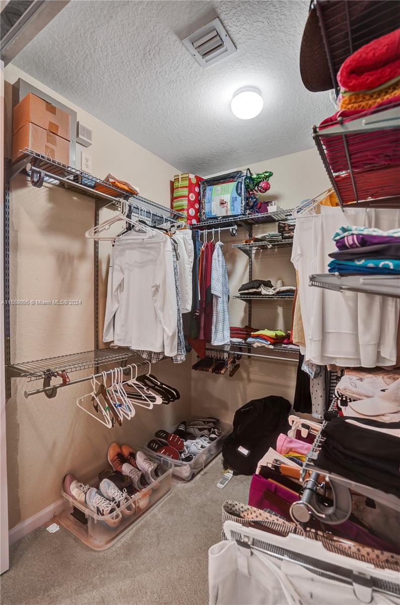 3500 Oaks Clubhouse Dr # 303