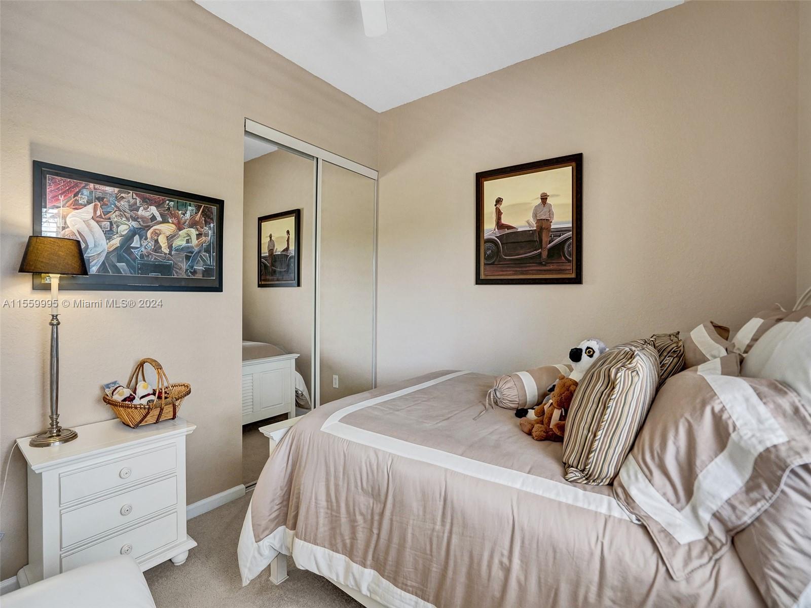 3500 Oaks Clubhouse Dr # 303