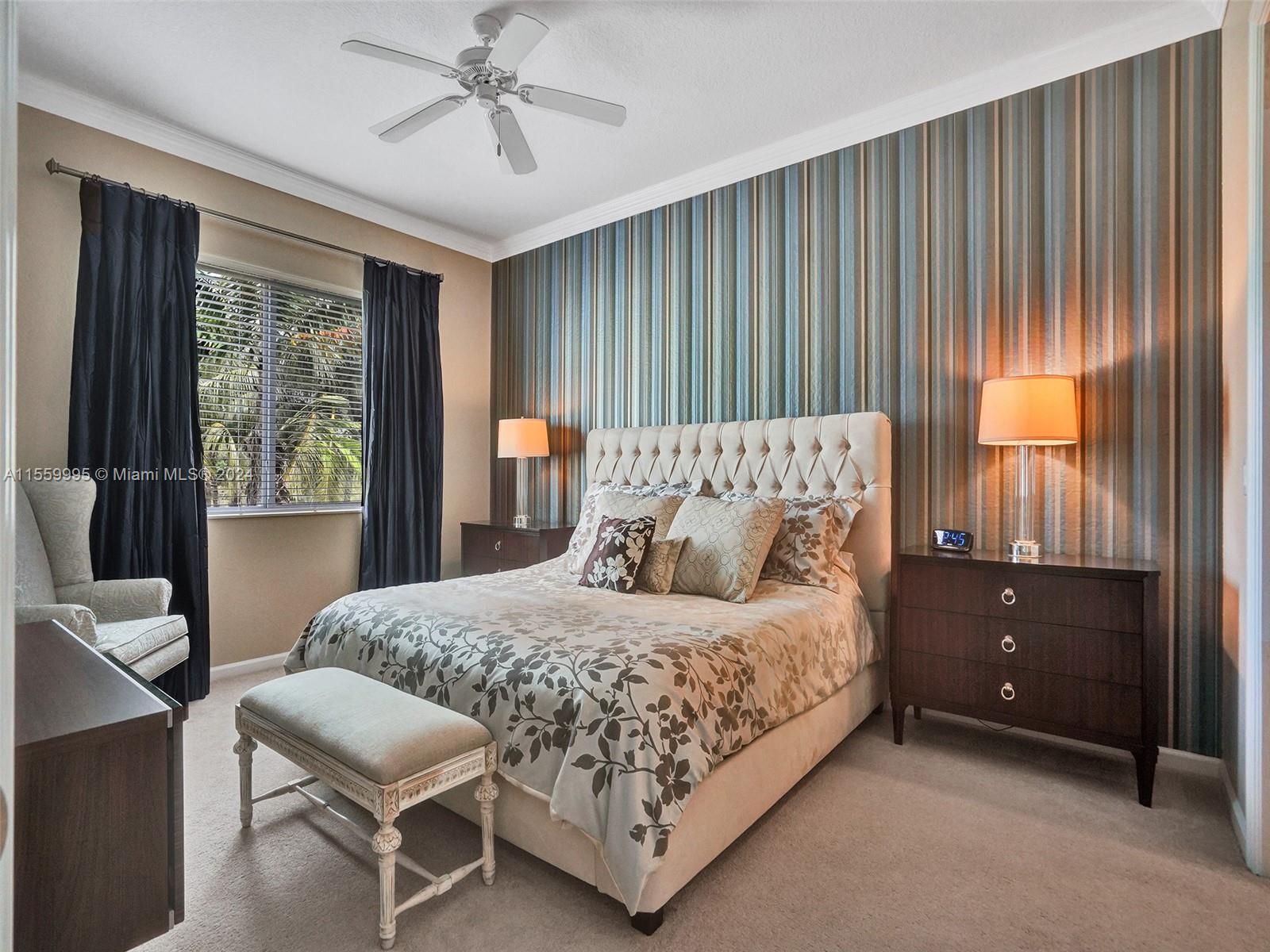 3500 Oaks Clubhouse Dr # 303