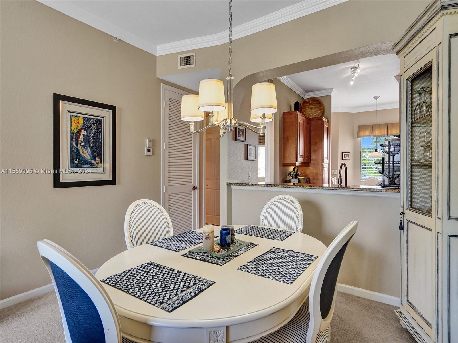 3500 Oaks Clubhouse Dr # 303