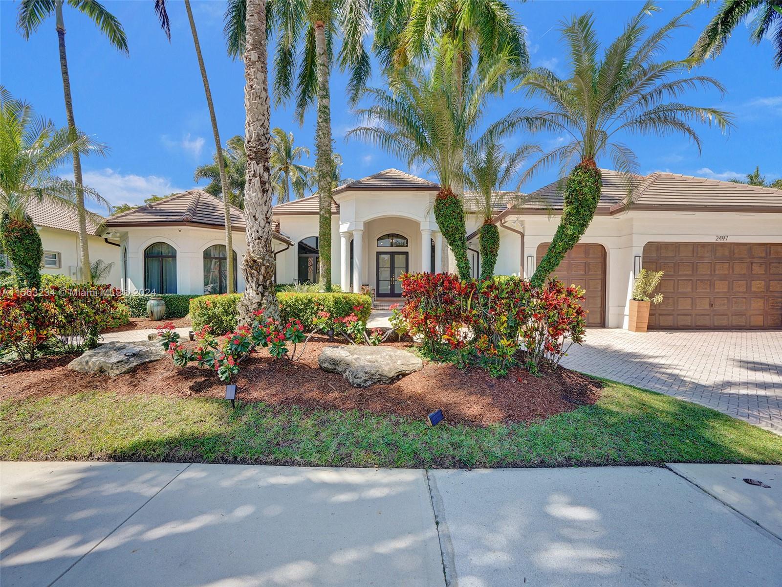 2497 Poinciana Dr