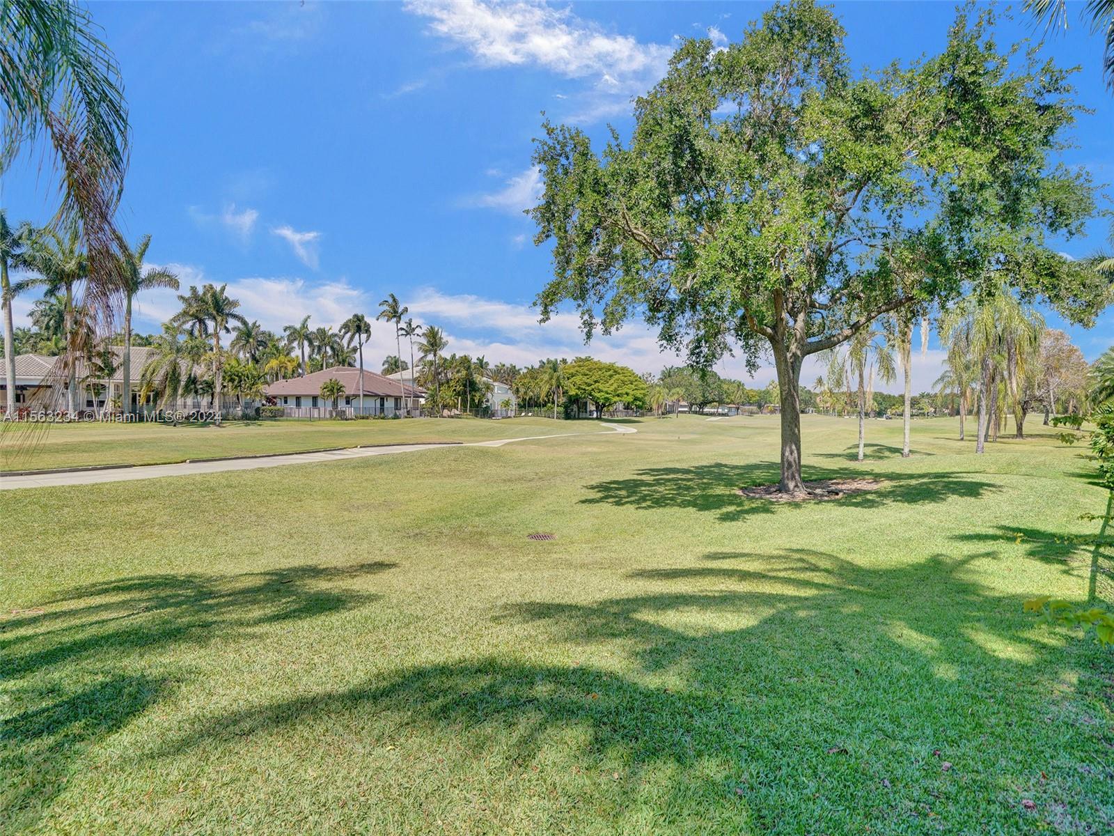 2497 Poinciana Dr