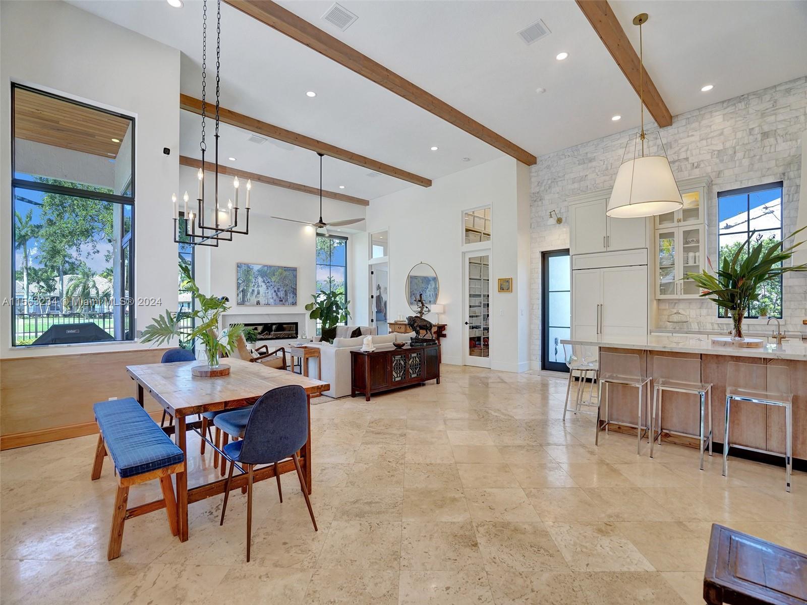 2497 Poinciana Dr