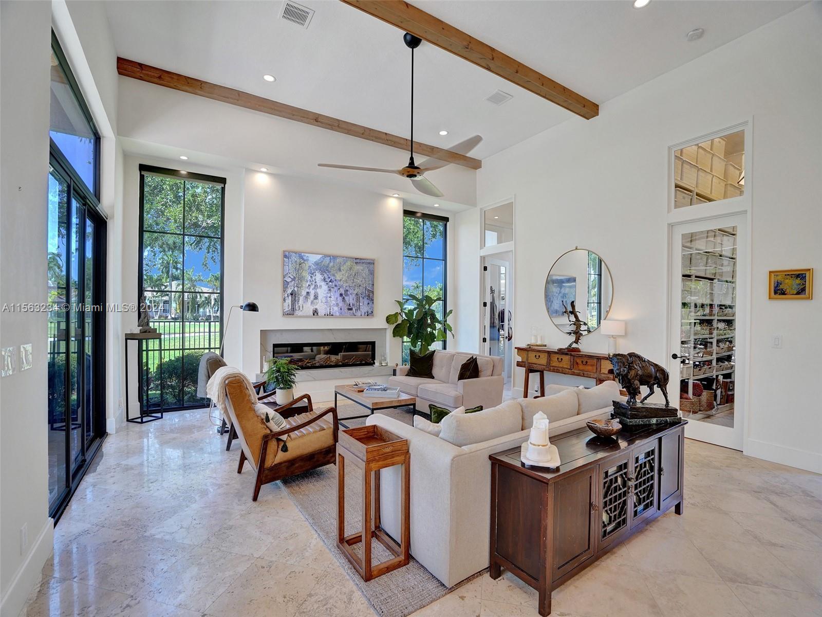 2497 Poinciana Dr
