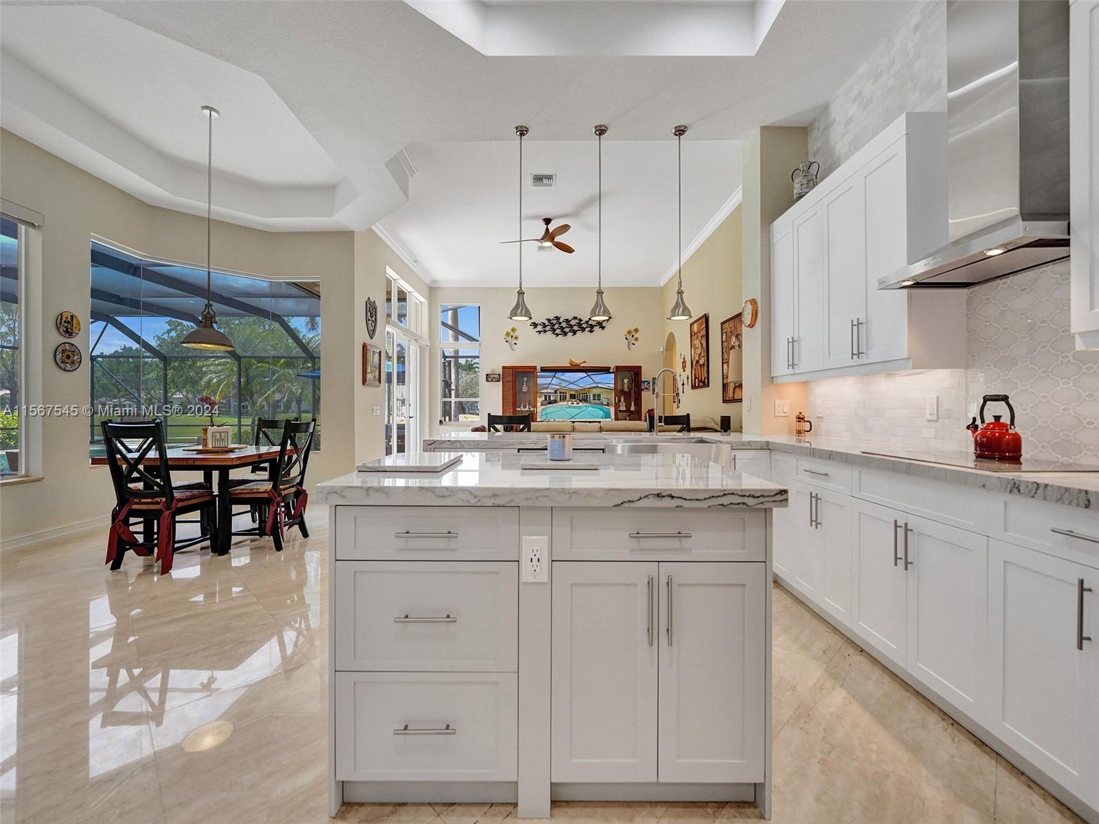 2471 Eagle Run Dr