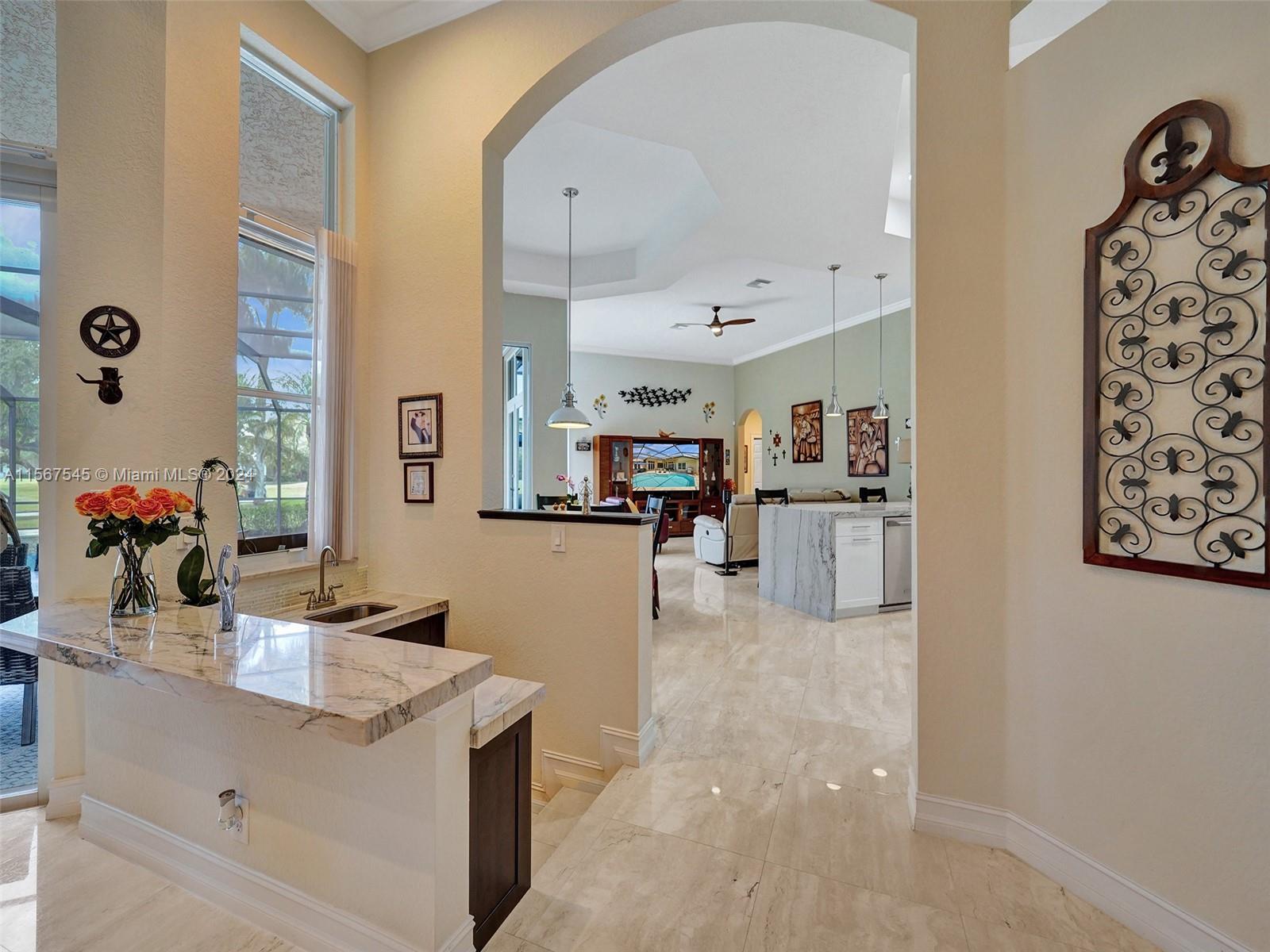 2471 Eagle Run Dr
