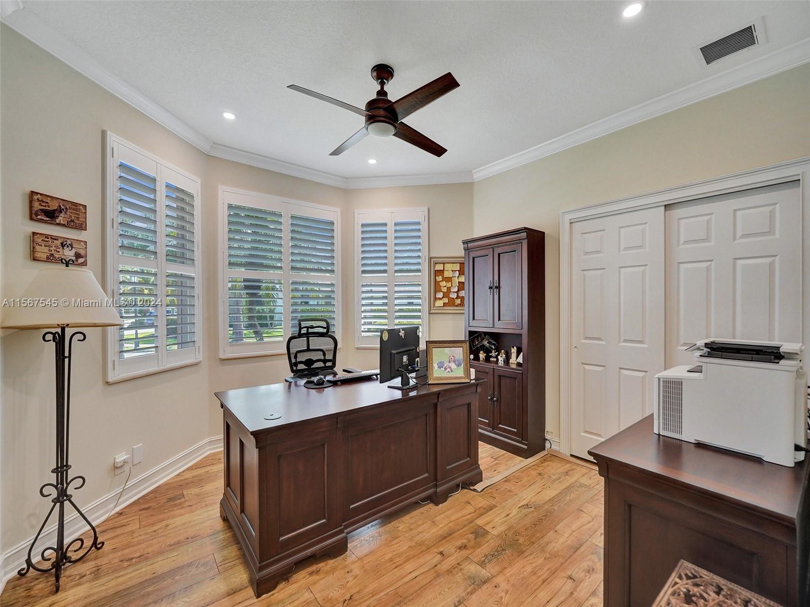 2471 Eagle Run Dr