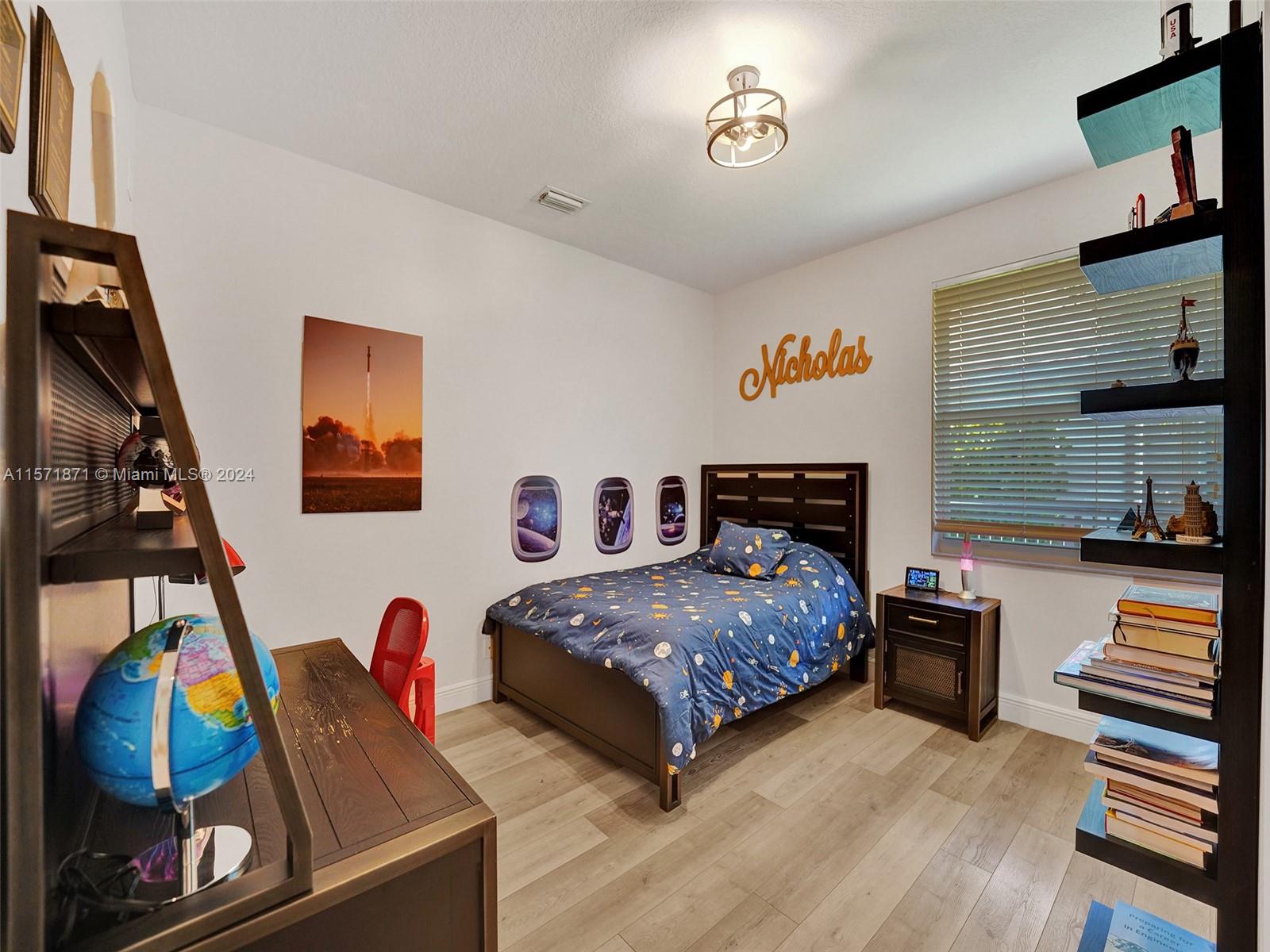 2440 Provence Cir