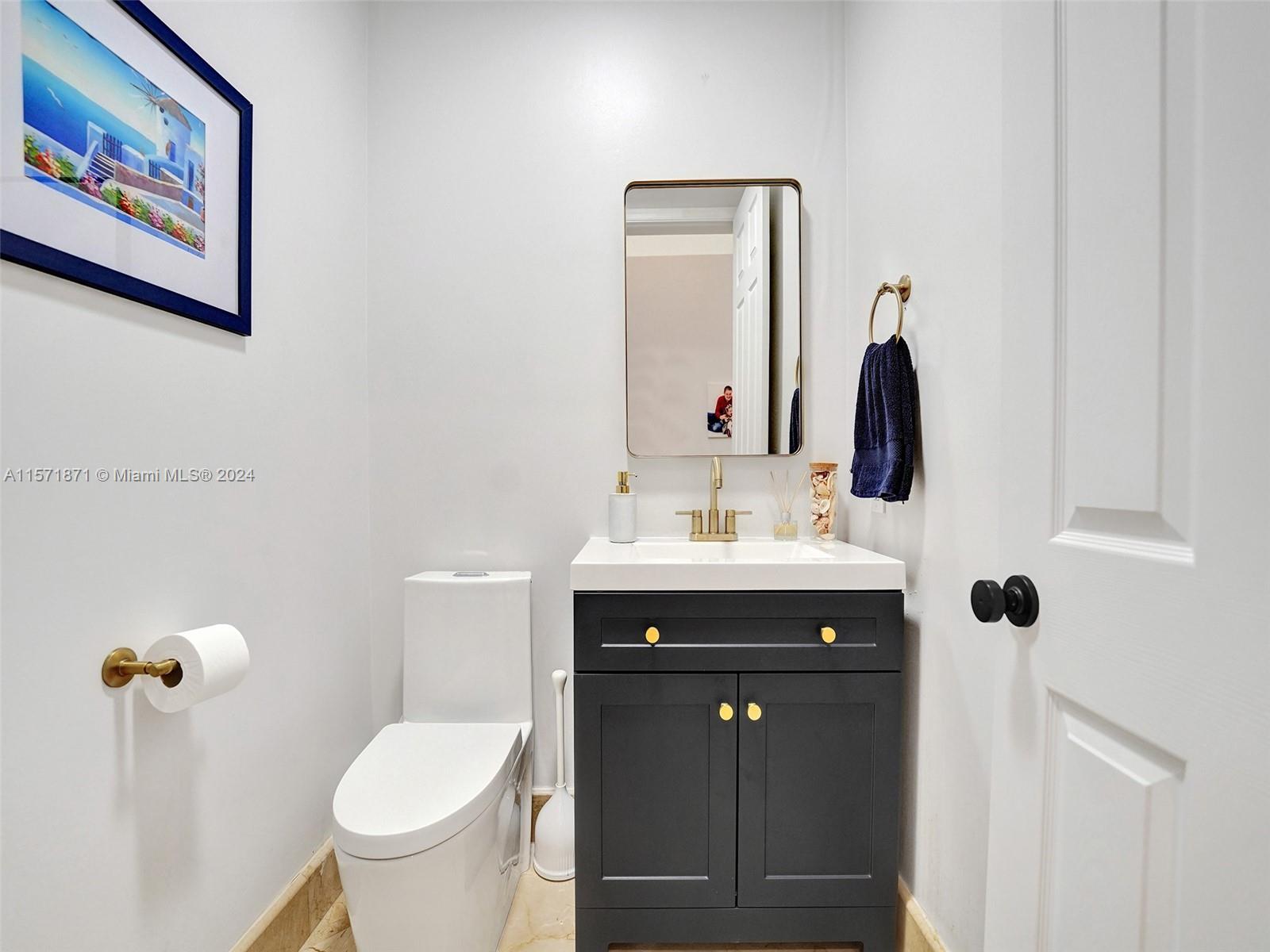 2440 Provence Cir