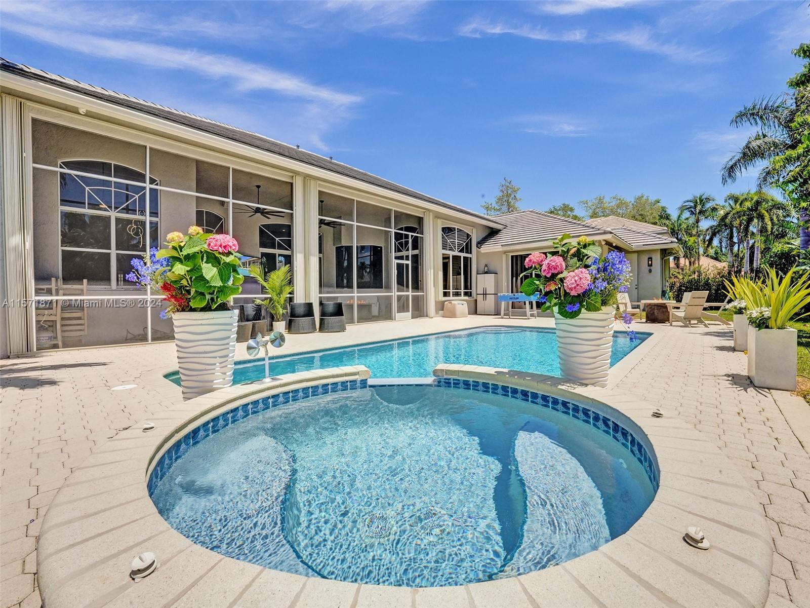 2440 Provence Cir
