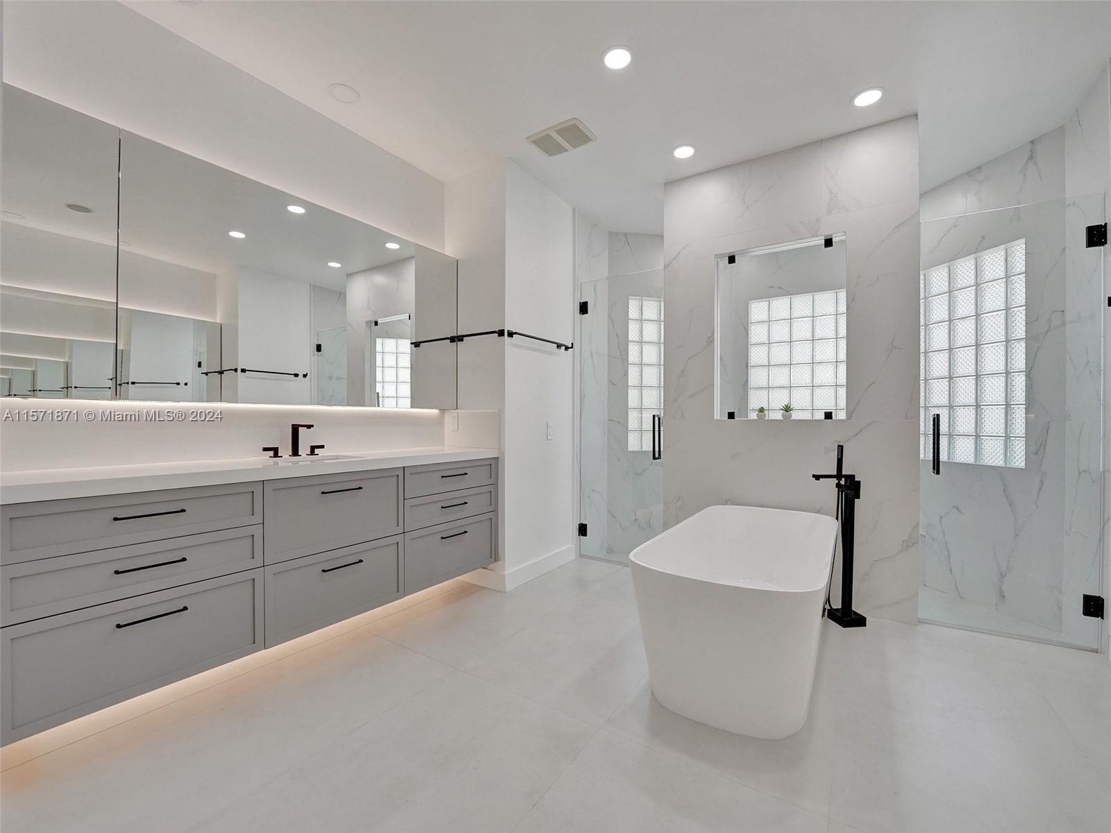 2440 Provence Cir
