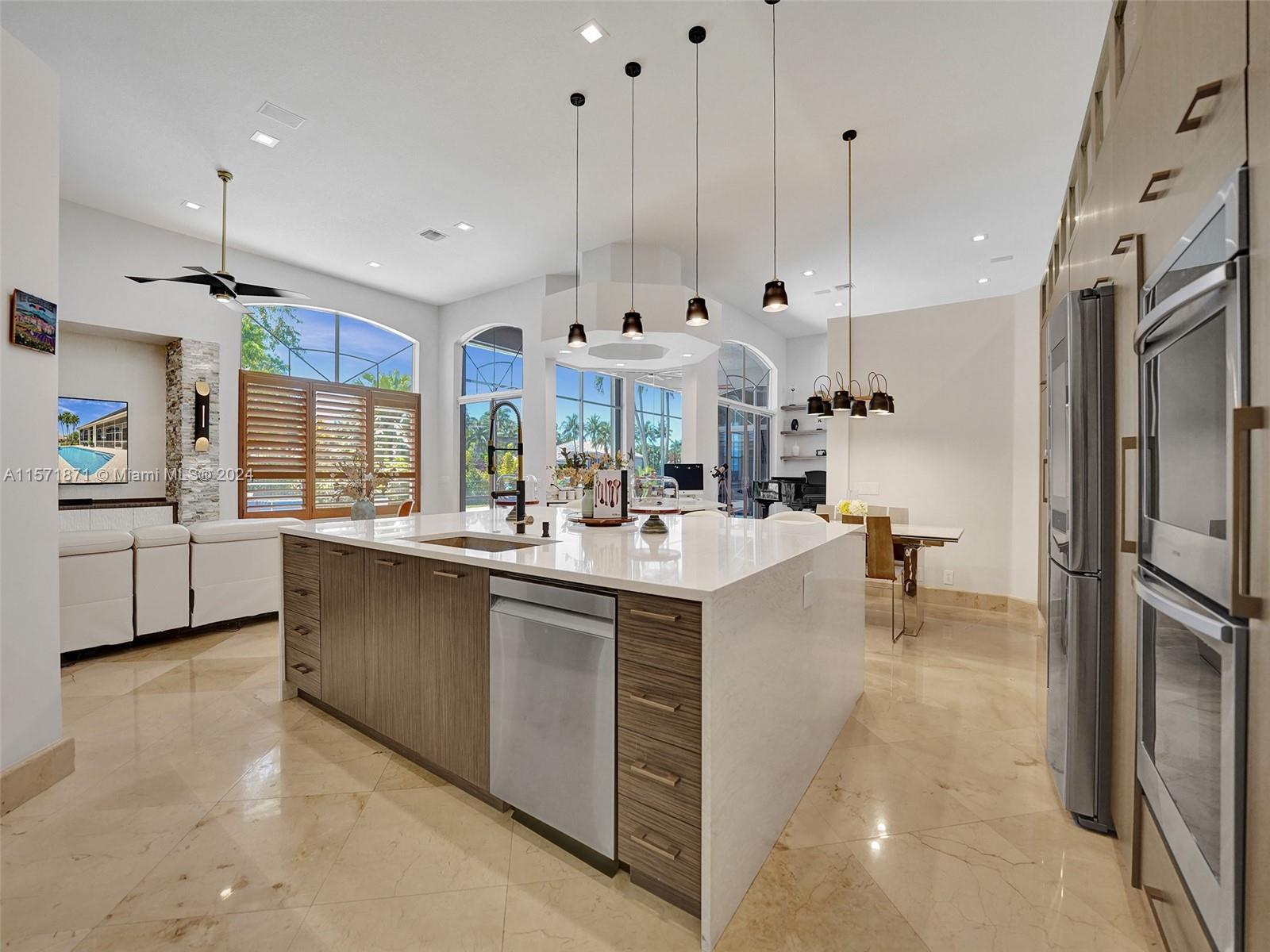 2440 Provence Cir