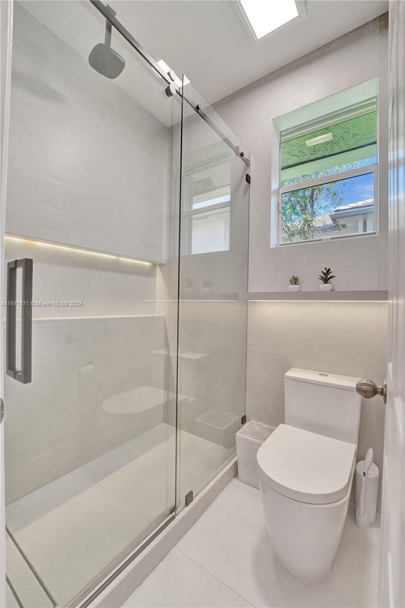 2440 Provence Cir