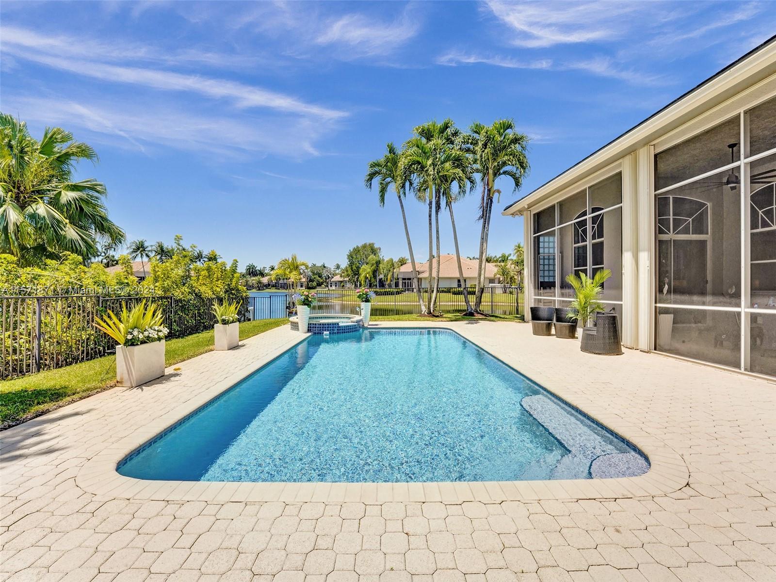 2440 Provence Cir