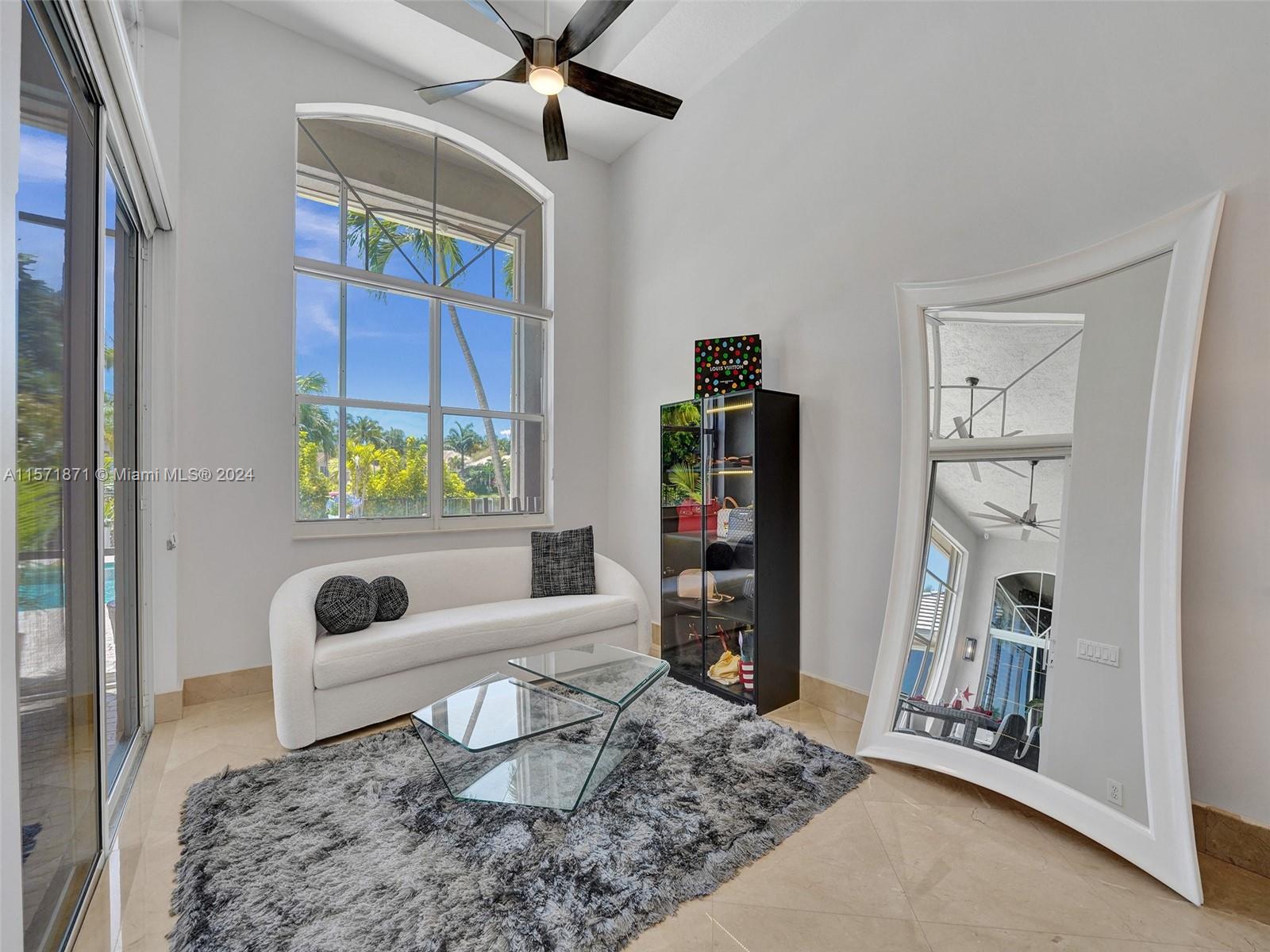 2440 Provence Cir