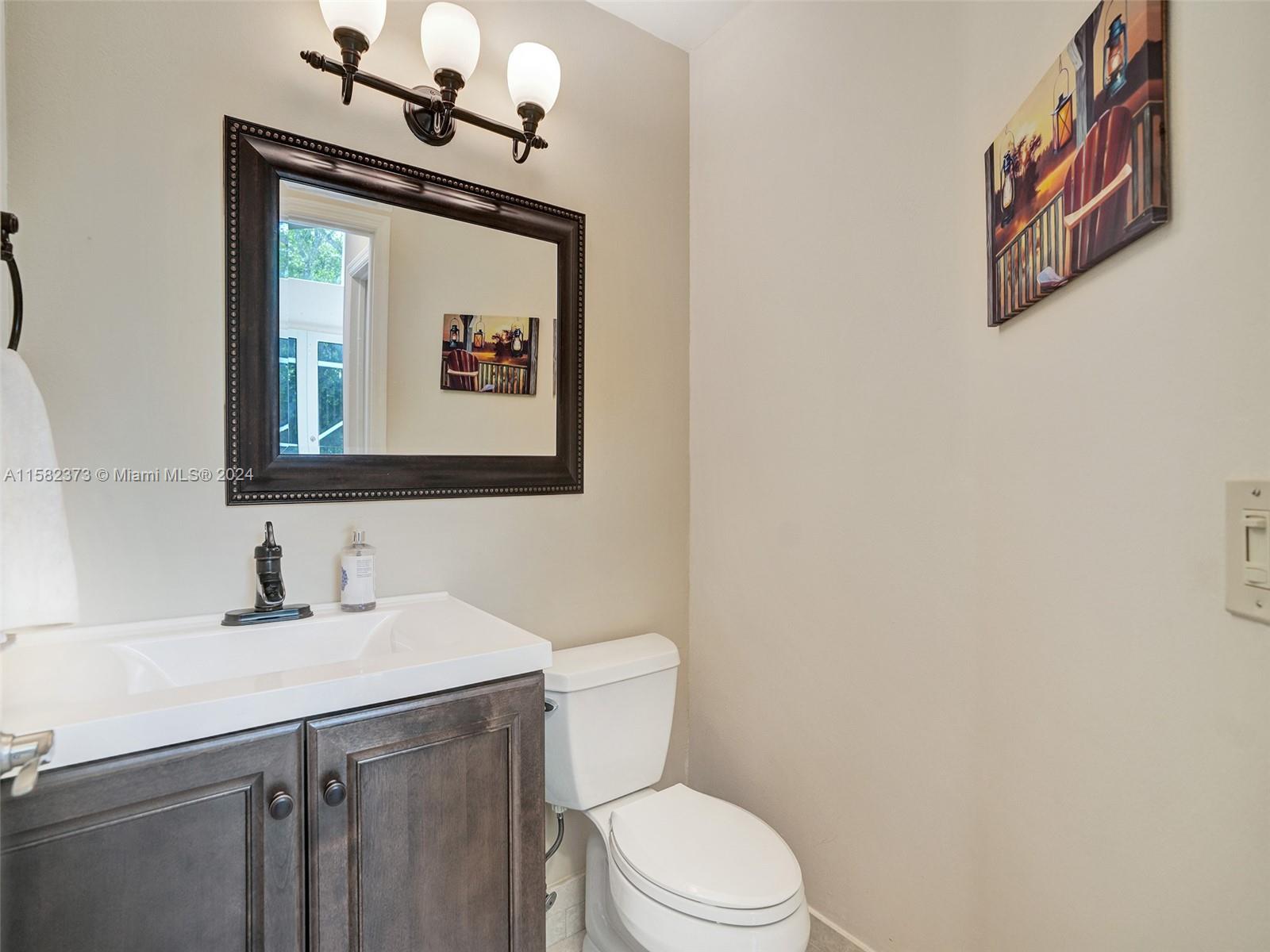 820 Garnet Cir