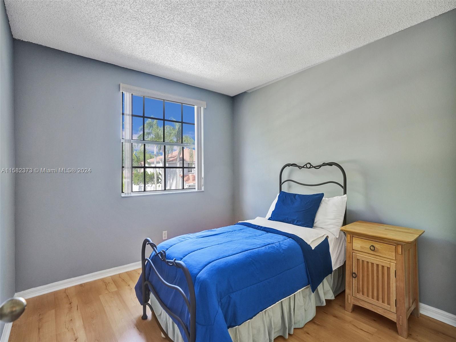 820 Garnet Cir