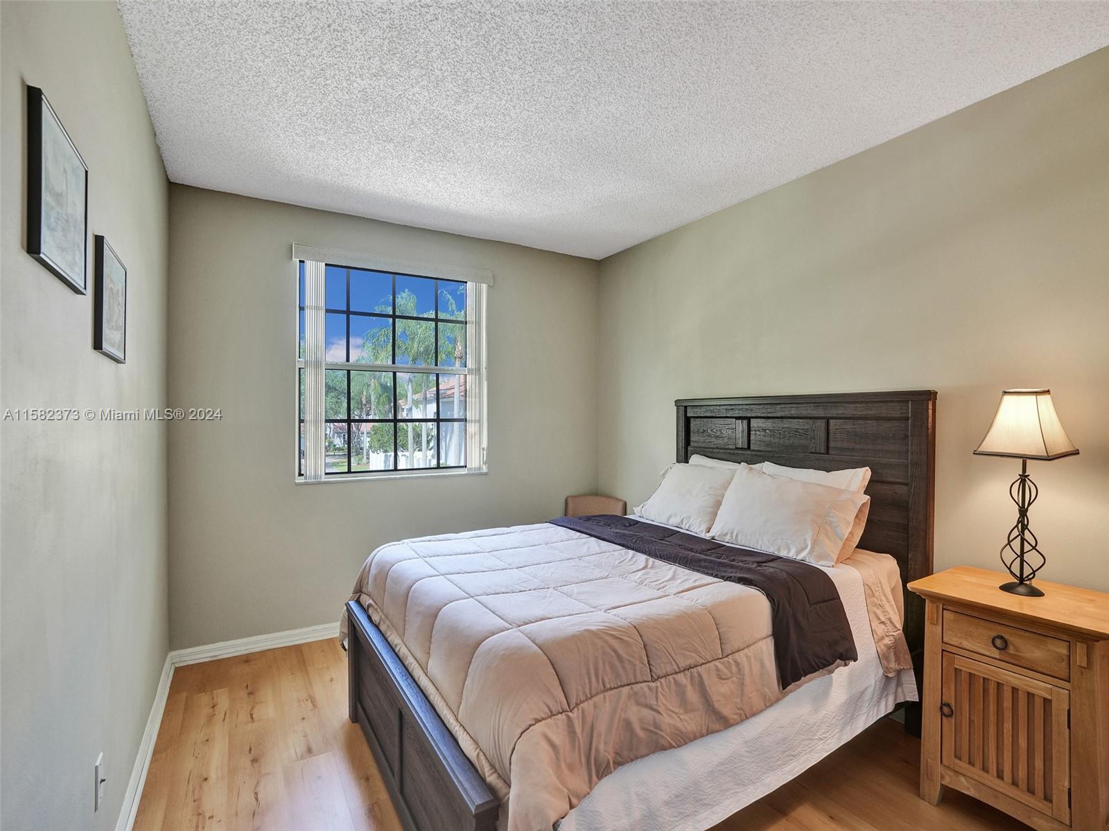 820 Garnet Cir