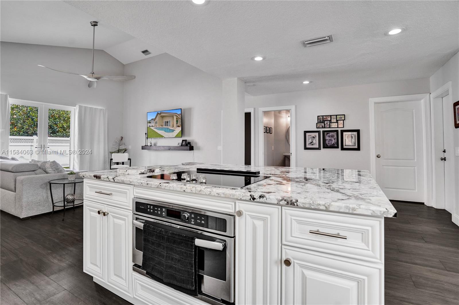 1038 NW 116th Ave